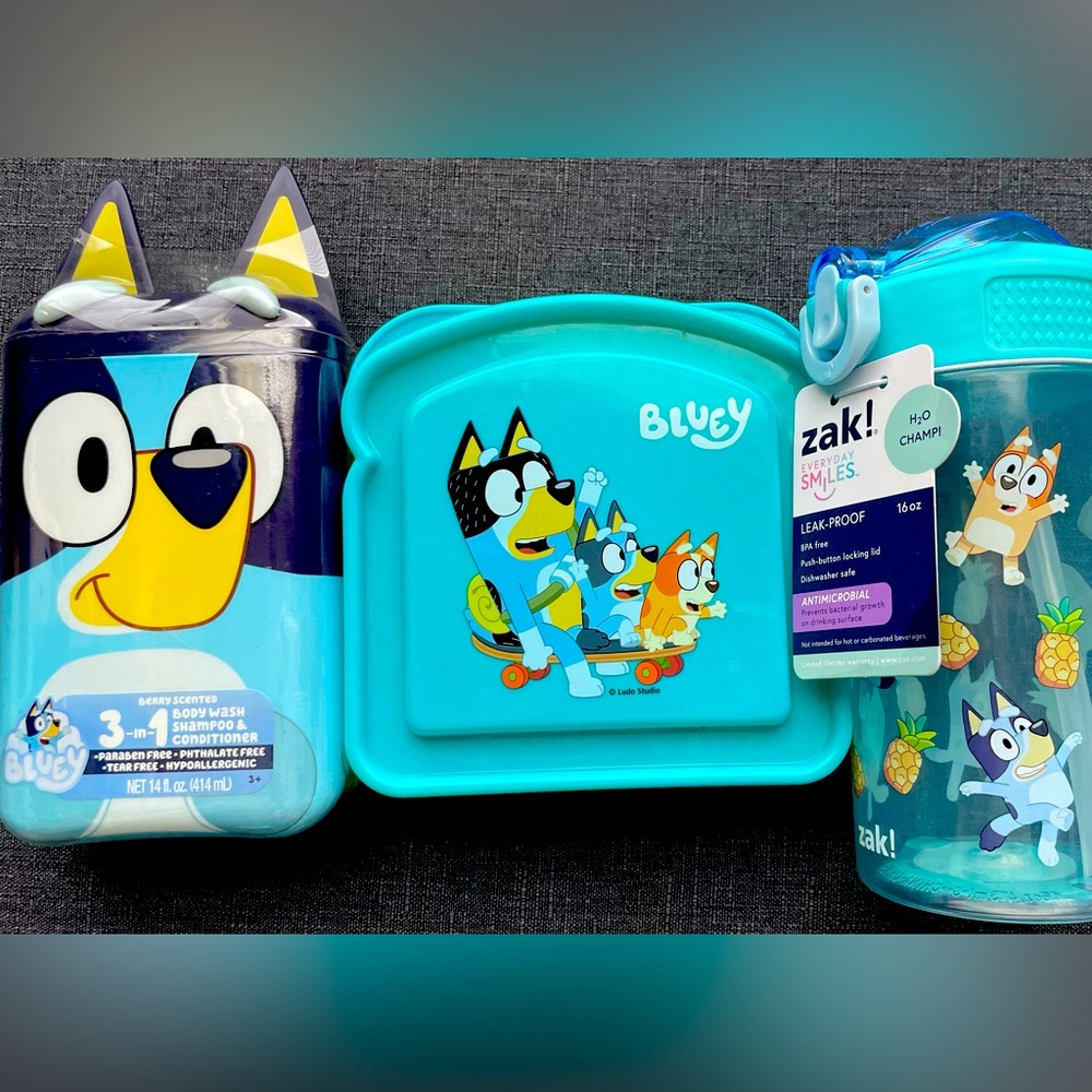 NEW Bluey set of 3 : body wash, cup and sandwich holder